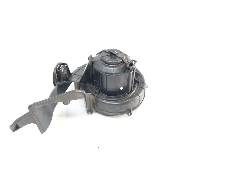 Recambio de ventilador calefaccion para land rover discovery sport pure referencia OEM IAM 9415188  