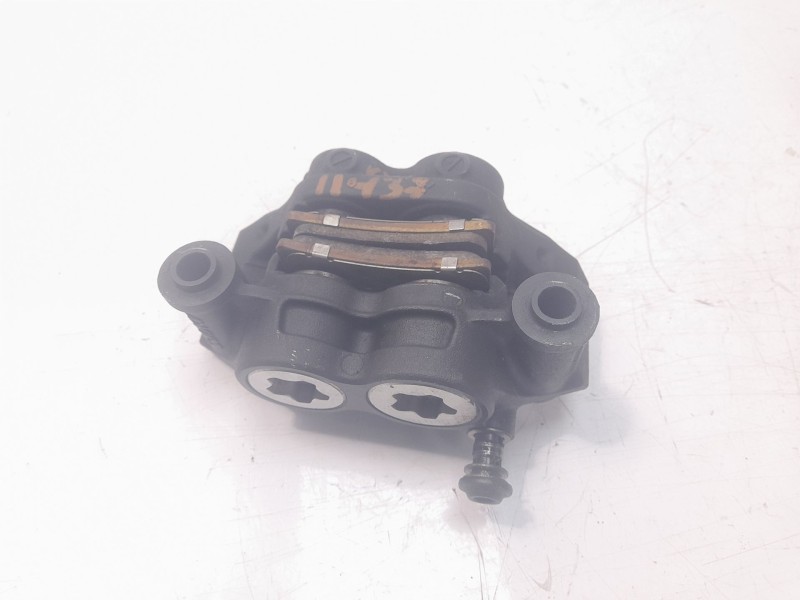 Recambio de pinza de freno delantera izquierda para yamaha mt-09 (7.2013) referencia OEM IAM 1RC2580T0000  