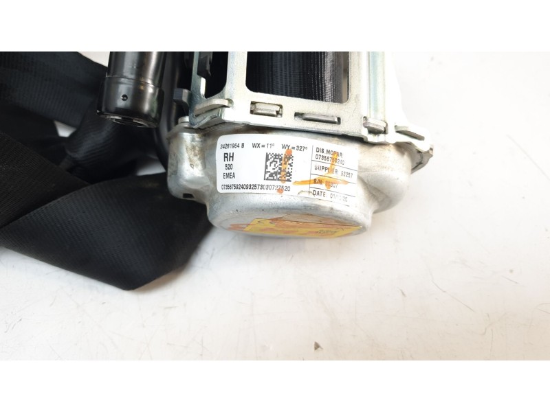 Recambio de cinturon seguridad trasero derecho para jeep renegade limited 4x4 referencia OEM IAM 7356759240  