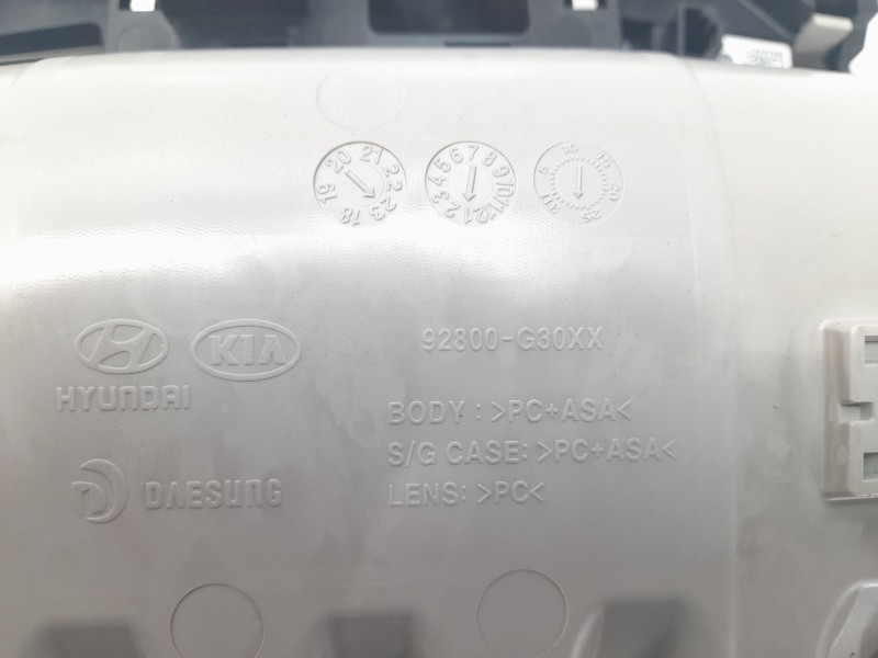 Recambio de luz interior para hyundai i30 (pd) 1.4 cat referencia OEM IAM 92700G3000  