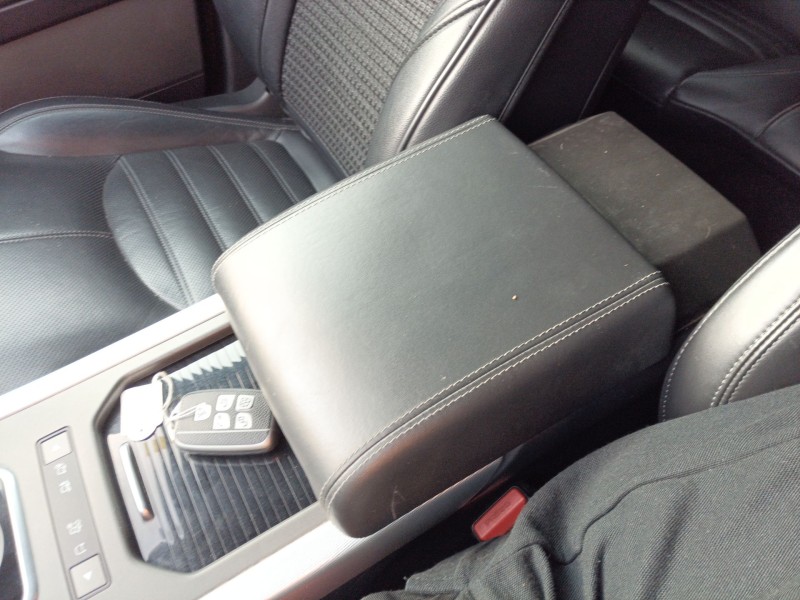 Recambio de apoyabrazos central para land rover range rover evoque (l538) 2.0 d 4x4 referencia OEM IAM   