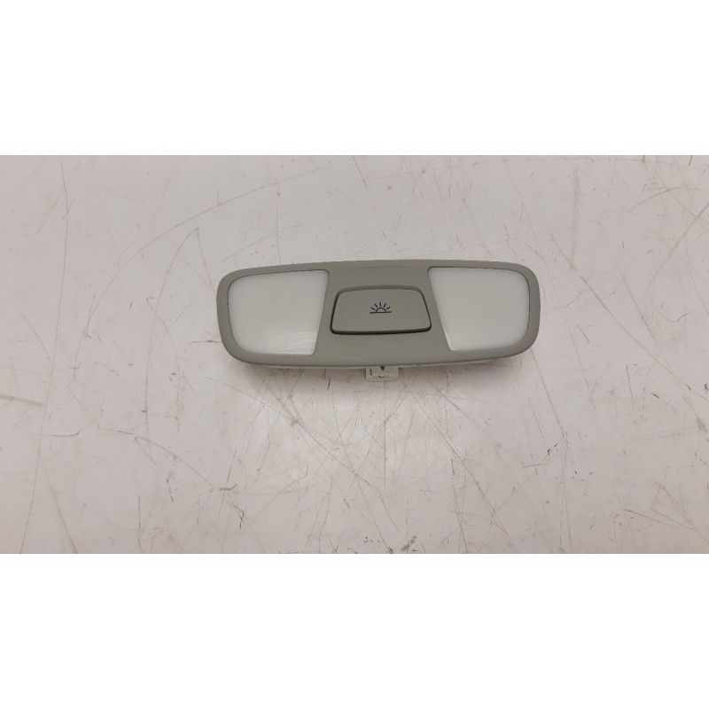 Recambio de luz interior para audi a3 sportback (8va) 2.0 16v tdi referencia OEM IAM 8V0947111  