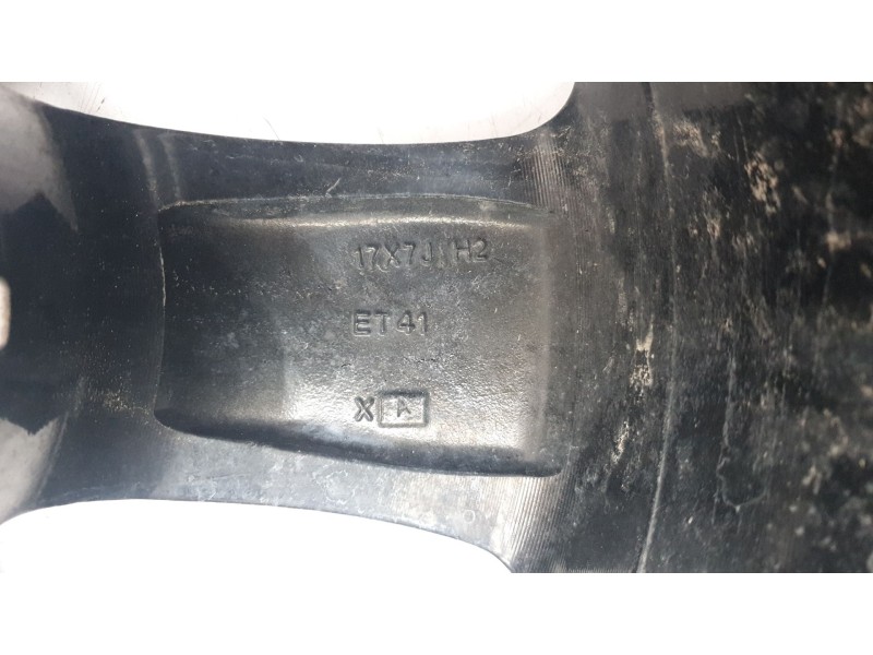 Recambio de llanta para mg zs comfort referencia OEM IAM 11513290  