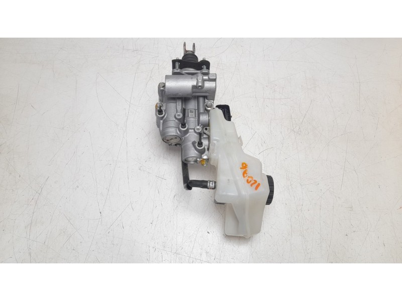 Recambio de bomba freno para toyota corolla station wagon (_e21_) 2.0 hybrid (mzeh12) referencia OEM IAM 4705012A10  