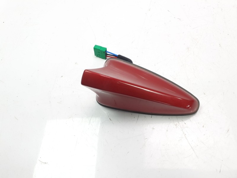 Recambio de antena para kia xceed drive referencia OEM IAM 96210J7700AA9  