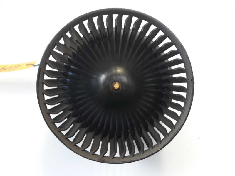 Recambio de ventilador calefaccion para ford fiesta (cb1) trend referencia OEM IAM VP8E2H18456AA 0130115551 3137231000