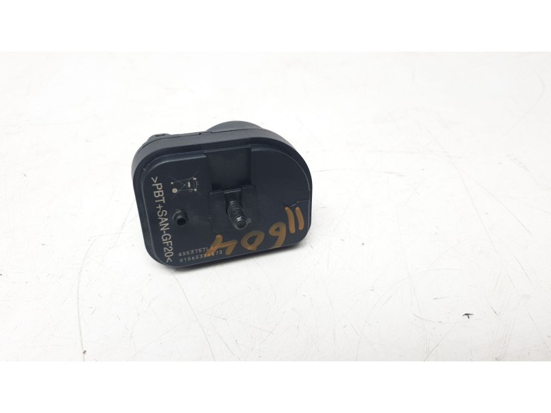 Recambio de modulo electronico para lexus xe2 is300h referencia OEM IAM 8904053050  