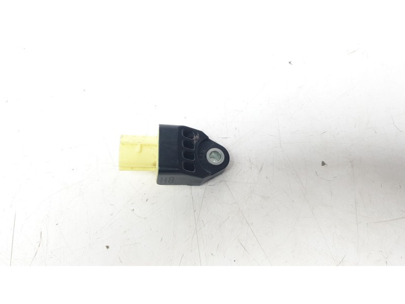 Recambio de sensor colision / impacto para lexus xe2 is300h referencia OEM IAM 8983112040  