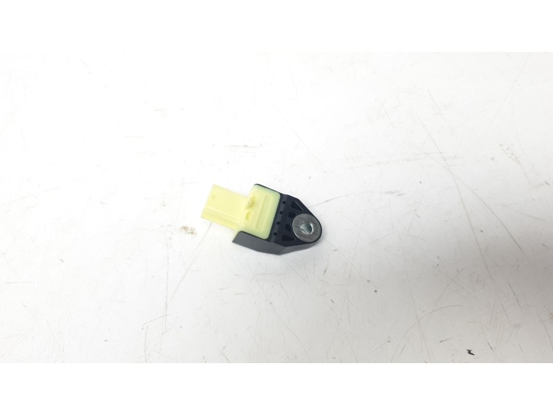 Recambio de sensor colision / impacto para lexus xe2 is300h referencia OEM IAM 8983112040  