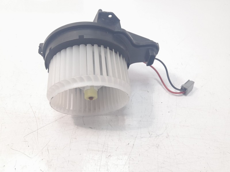 Recambio de ventilador calefaccion para ford focus st-line referencia OEM IAM JX6A19846GA  