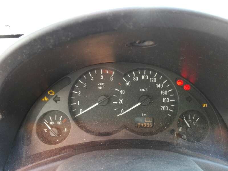 opel corsa c del año 2005