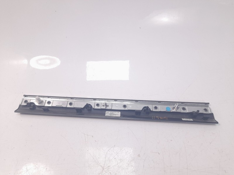 Recambio de moldura para porsche cayenne (typ 92aa) diesel referencia OEM IAM 7P5857222  