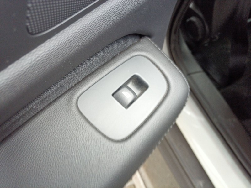 Recambio de mando elevalunas trasero izquierdo para volvo v60 ii cross country (227) d4 awd referencia OEM IAM   