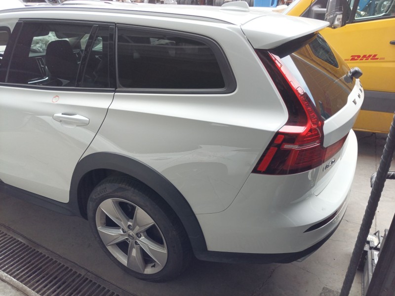 Recambio de puente trasero para volvo v60 ii cross country (227) d4 awd referencia OEM IAM   