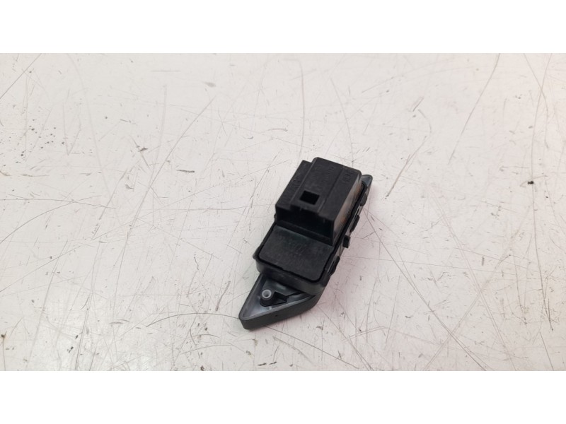 Recambio de interruptor para audi a1 sportback (gba) 1.5 16v tsi act referencia OEM IAM 82B962107  