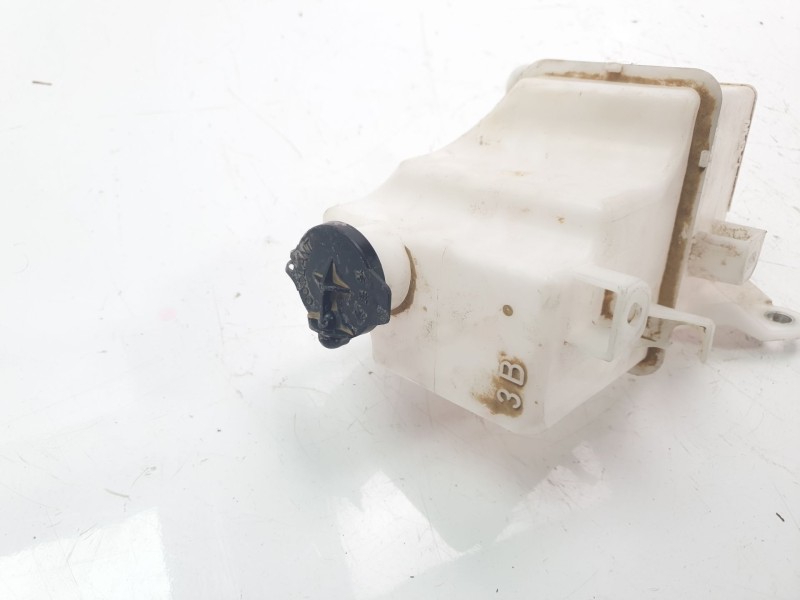 Recambio de deposito expansion para toyota rav4 referencia OEM IAM 2811B0  