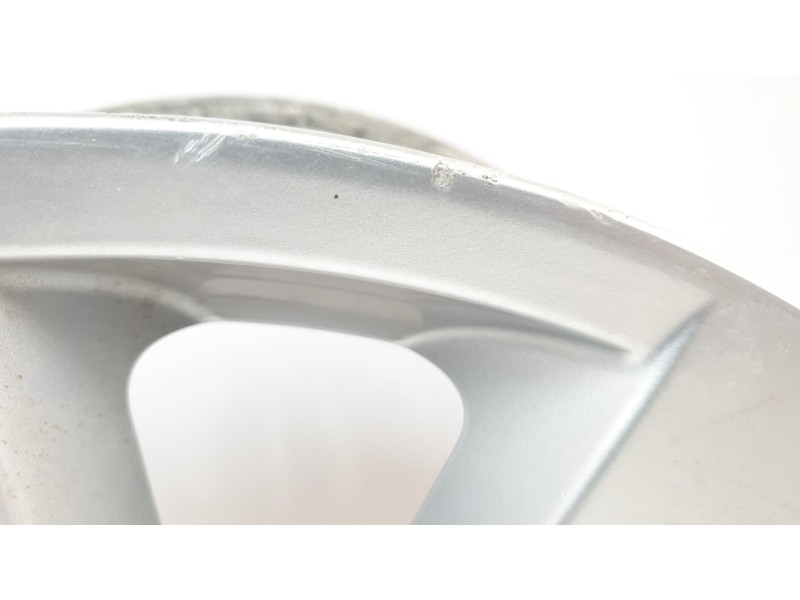 Recambio de llanta para subaru outback (bs) 2.0 d awd (bsd) referencia OEM IAM 28111al020  