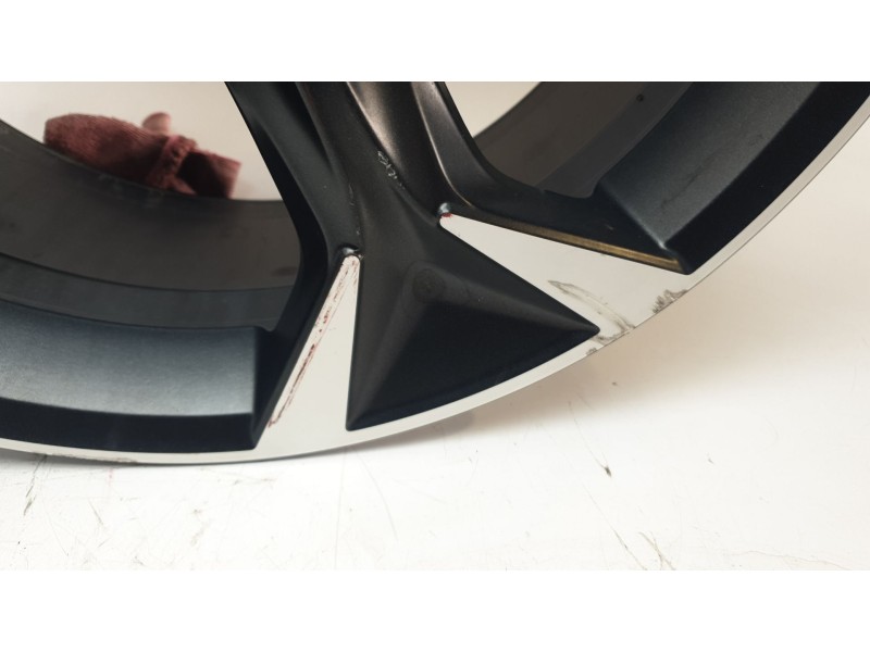 Recambio de llanta para cupra formentor (km7, kmp) 1.4 e-hybrid referencia OEM IAM 5FF601025E  