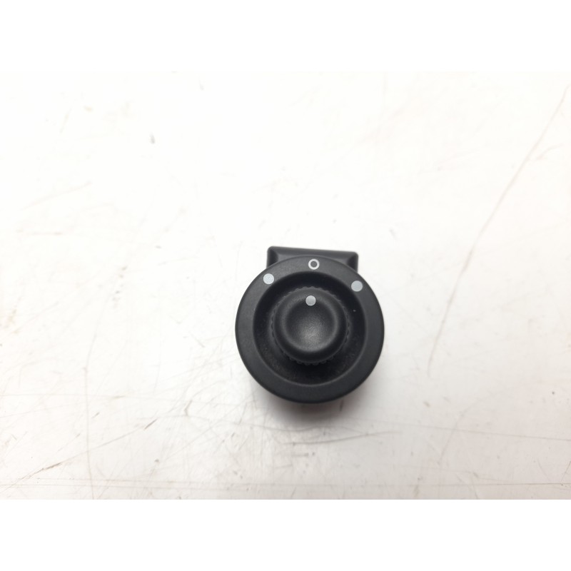 Recambio de mando retrovisor para dacia sandero 1.5 dci diesel fap cat referencia OEM IAM 255704649R  