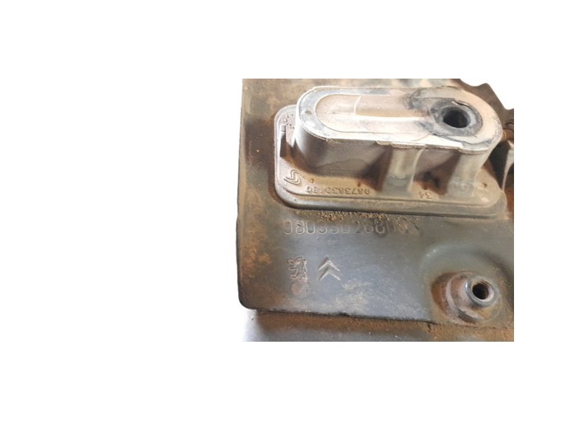 Recambio de travesaño inferior para citroen c4 picasso origins referencia OEM IAM 9803302680 109174677 