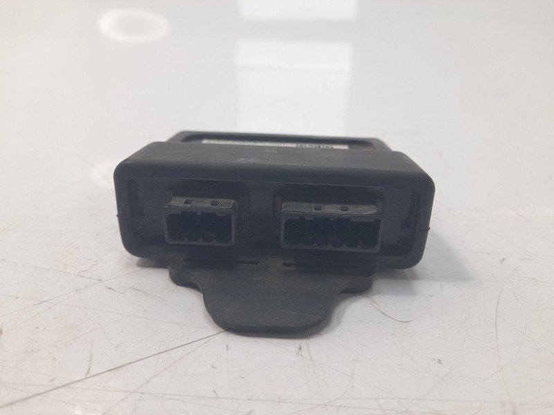 Recambio de centralita luces para yamaha mt-07 referencia OEM IAM BAT8549000  