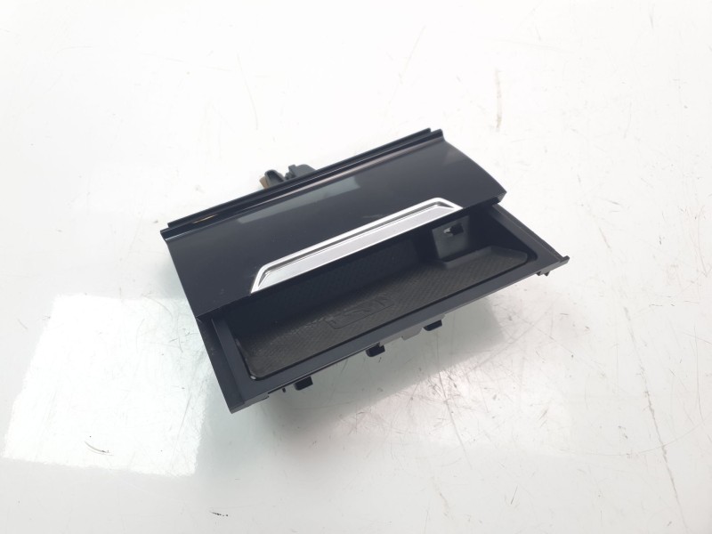 Recambio de cenicero para volkswagen passat lim. (3g2) 1.8 tsi referencia OEM IAM 3G1863071  