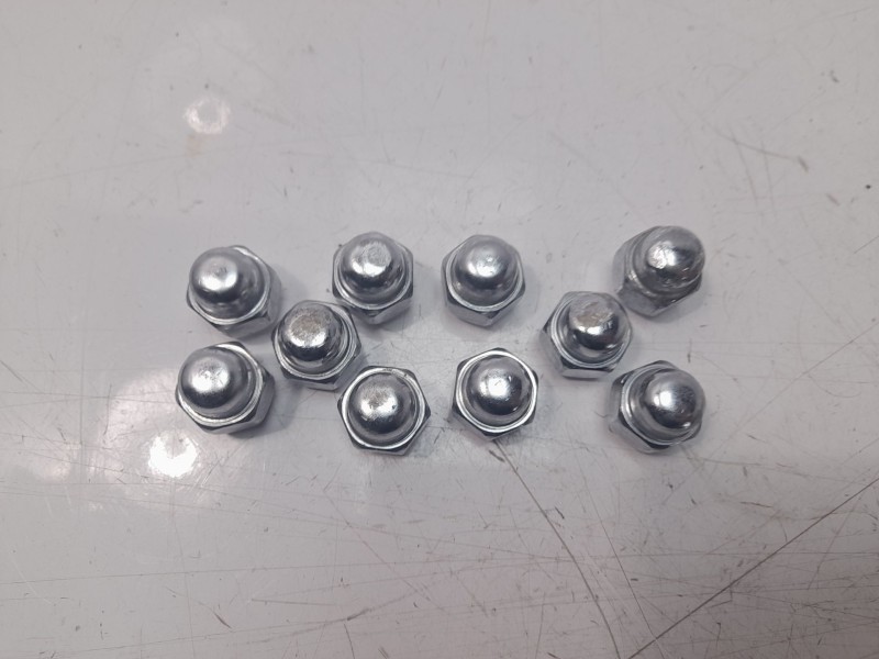 Recambio de juego tornillos de rueda para kia niro referencia OEM IAM TORNILLOS  