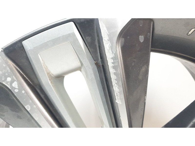 Recambio de llanta para subaru solterra yeam15 solterra referencia OEM IAM 4261142890  