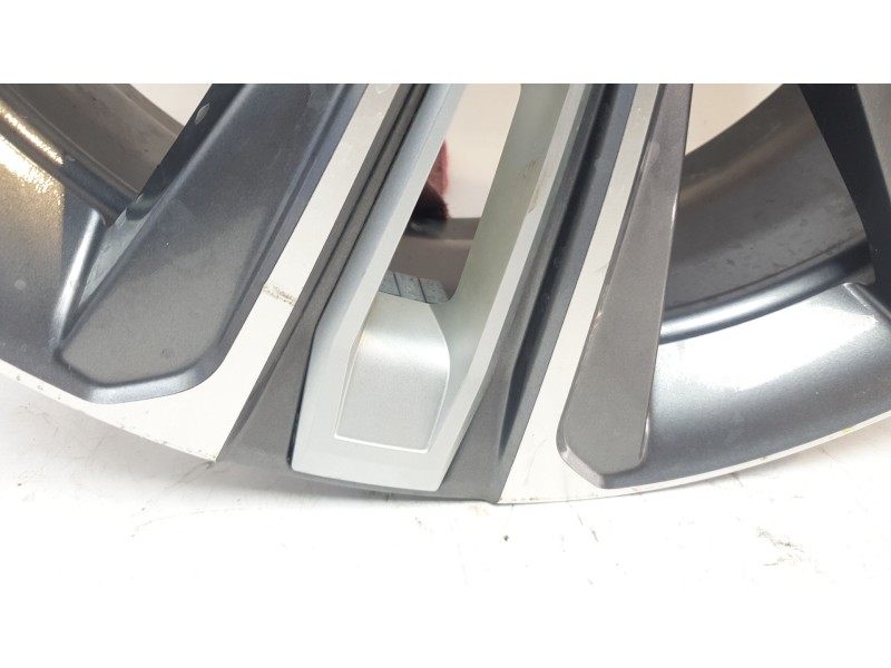 Recambio de llanta para subaru solterra yeam15 solterra referencia OEM IAM 4261142890  