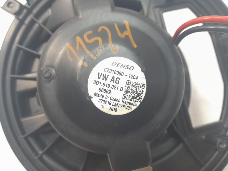 Recambio de ventilador calefaccion para volkswagen passat lim. (3g2) 1.8 tsi referencia OEM IAM 5WB819021A  