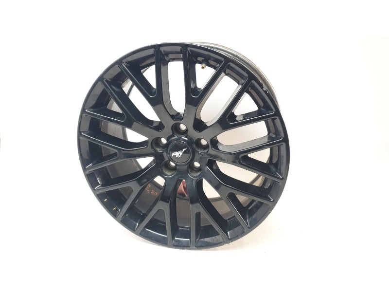 Recambio de llanta para ford mustang gt referencia OEM IAM FR3J1007BD  