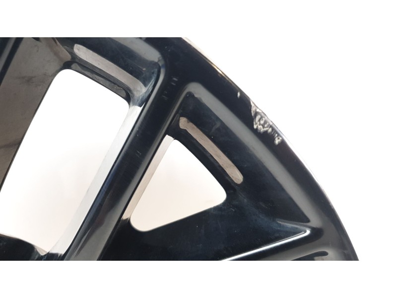 Recambio de llanta para ford mustang gt referencia OEM IAM FR3J1007BD  