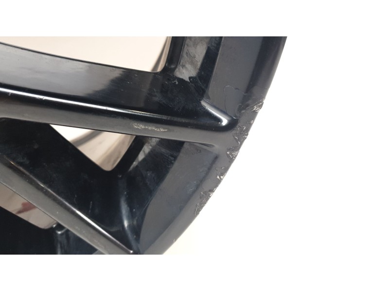 Recambio de llanta para ford mustang gt referencia OEM IAM FR3J1007BD  