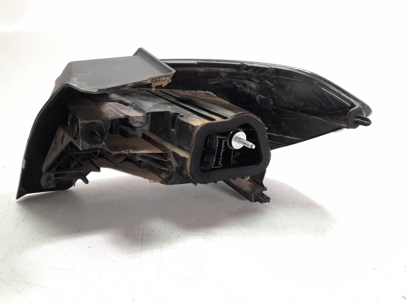 Recambio de piloto trasero izquierdo para opel corsa f (p2jo) corsa-e (68) referencia OEM IAM 9829317980  