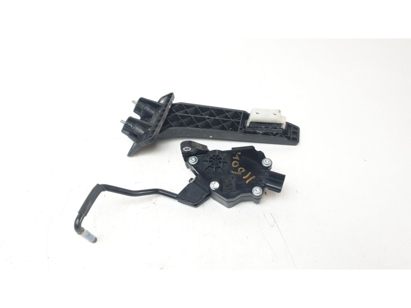 Recambio de potenciometro pedal para lexus xe2 is300h referencia OEM IAM 7811030170 1988002070 