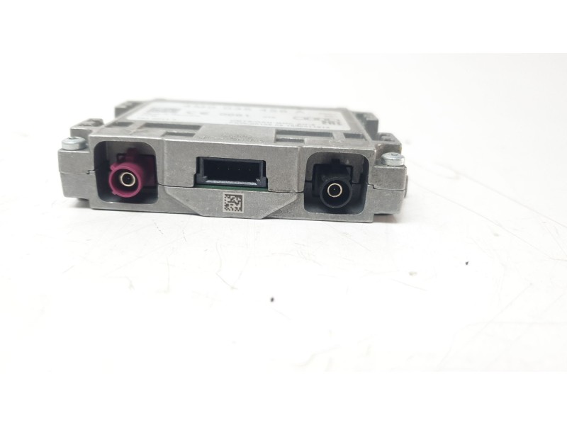 Recambio de antena para audi a4 avant (8w5) básico referencia OEM IAM 4M0035456A  