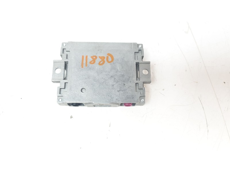 Recambio de antena para audi a4 avant (8w5) básico referencia OEM IAM 4M0035456A  