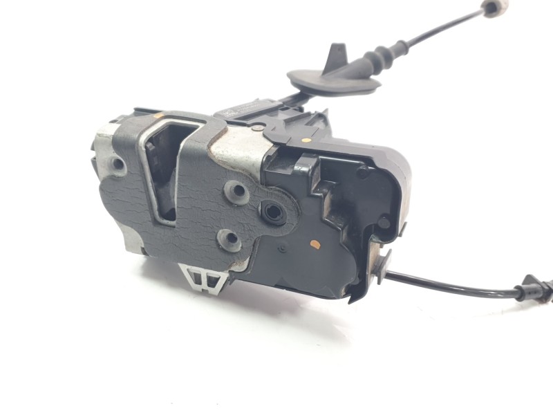 Recambio de cerradura puerta delantera derecha para ford puma hybrid titanium design referencia OEM IAM 2691537  