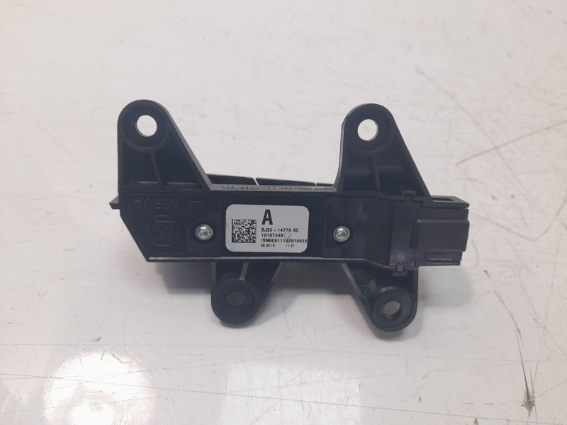 Recambio de interruptor para land rover range rover evoque (l538) 2.0 d 4x4 referencia OEM IAM BJ3214776AC  