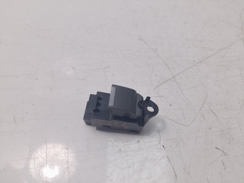 Recambio de mando elevalunas trasero izquierdo para land rover range rover evoque (l538) 2.0 d 4x4 referencia OEM IAM BJ3214717A