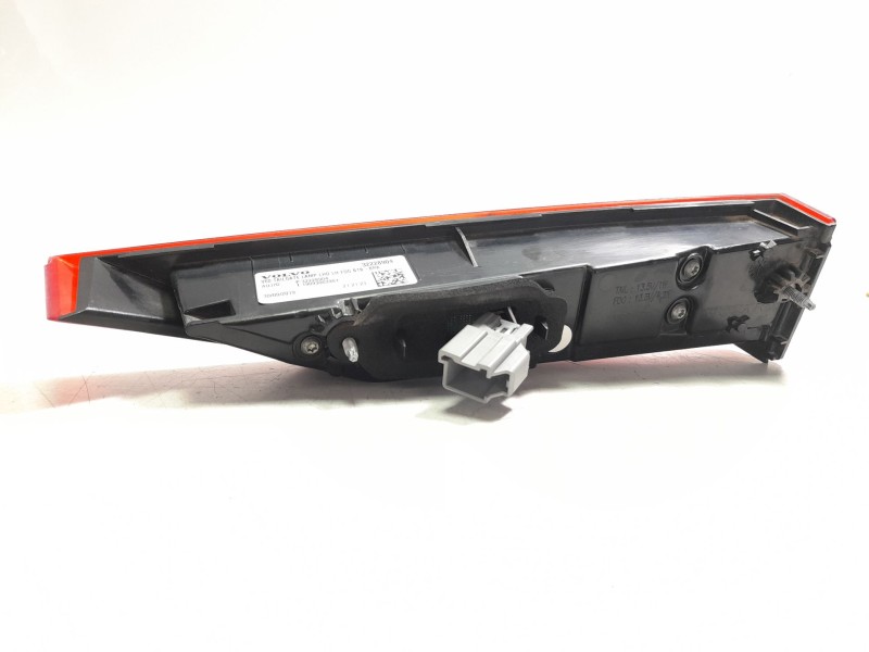 Recambio de piloto trasero izquierdo interior para volvo v60 ii cross country (227) d4 awd referencia OEM IAM 32228904  