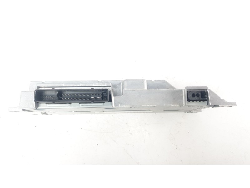 Recambio de amplificador de sonido para audi a4 avant (8w5) básico referencia OEM IAM 8W0035465  