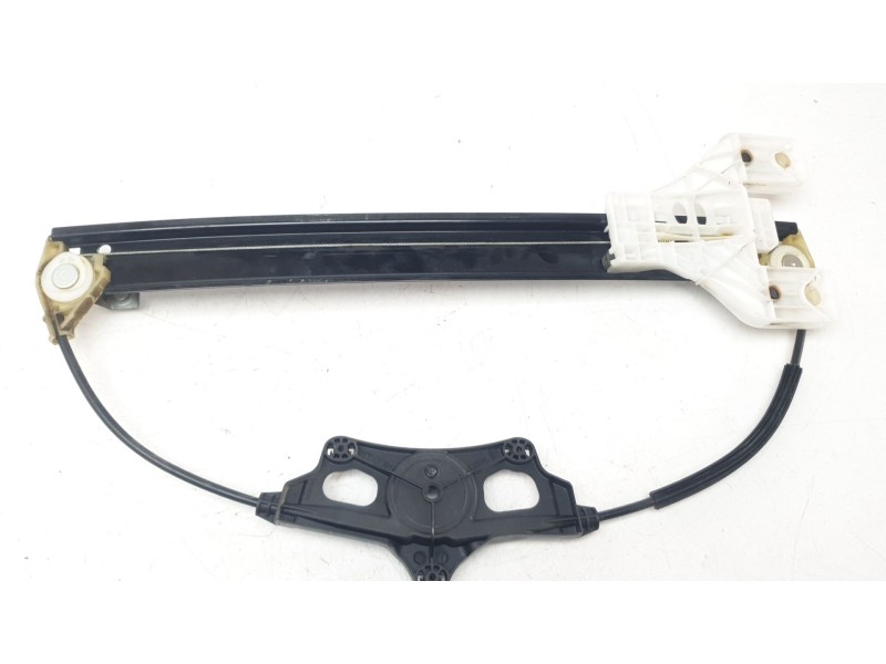 Recambio de elevalunas trasero derecho para audi a4 avant (8w5) básico referencia OEM IAM 8W0839462A  