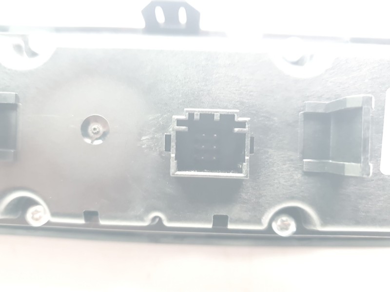 Recambio de mando climatizador para opel corsa f (p2jo) corsa-e (68) referencia OEM IAM 39185000  