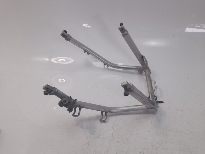 Recambio de subchasis trasero para suzuki gsx-r 600/750/1100 (1989-2000) referencia OEM IAM 4398033E00  