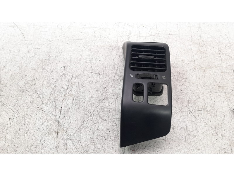 Recambio de aireador izquierdo para mitsubishi montero (v60/v70) 3.2 di-d cat referencia OEM IAM MR456581  