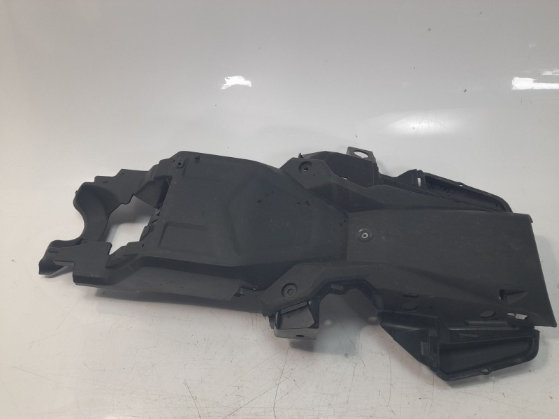 Recambio de guardabarros trasero para honda cbr 650r cbr 650r referencia OEM IAM 80102MKYD500  