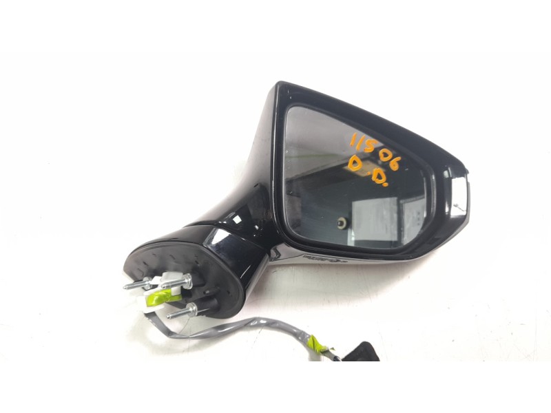 Recambio de retrovisor derecho para lexus rc referencia OEM IAM 577058  