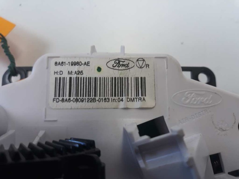 Recambio de mando calefaccion / aire acondicionado para ford fiesta (cb1) trend referencia OEM IAM 8A6119980AE  
