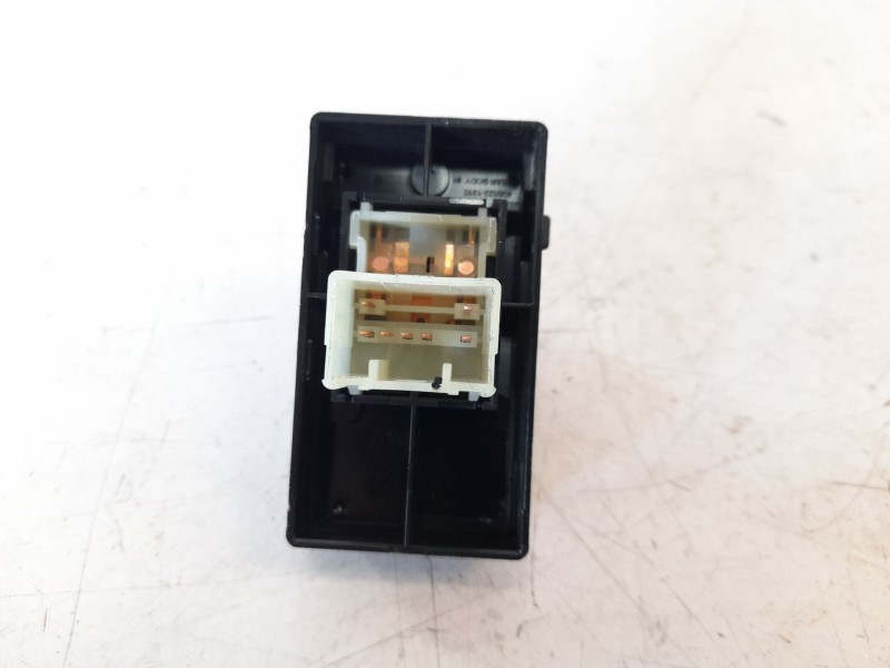 Recambio de mando elevalunas trasero derecho para kia xceed drive referencia OEM IAM 40B5221500  